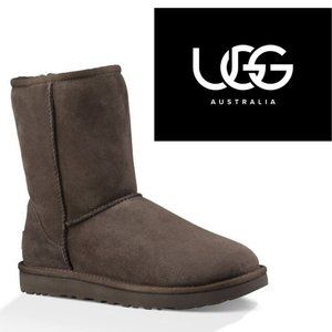 UGG Classic Short - Size 5